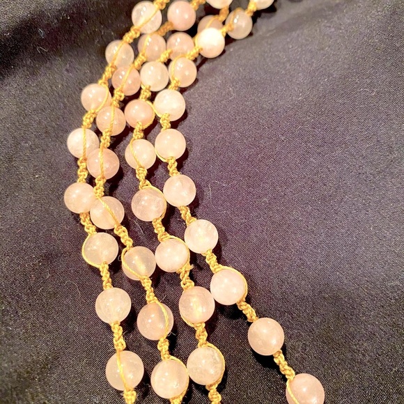 Lulu Dharma long rose quartz necklace - Picture 5 of 5